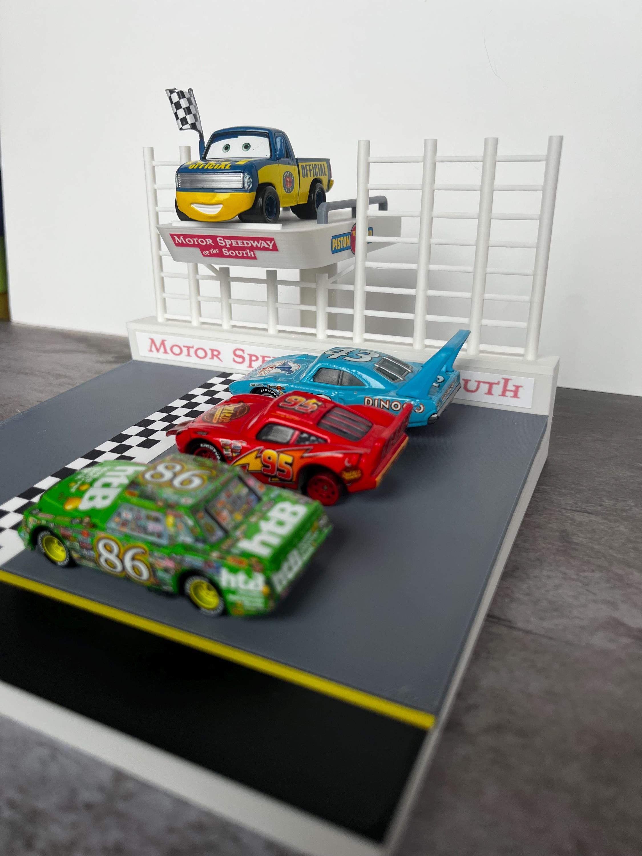Cars Diorama Finish Line Scene | Cars Diorama | Gifts for Cars Collectors | Gifts for Kids | Piston Cup Racing