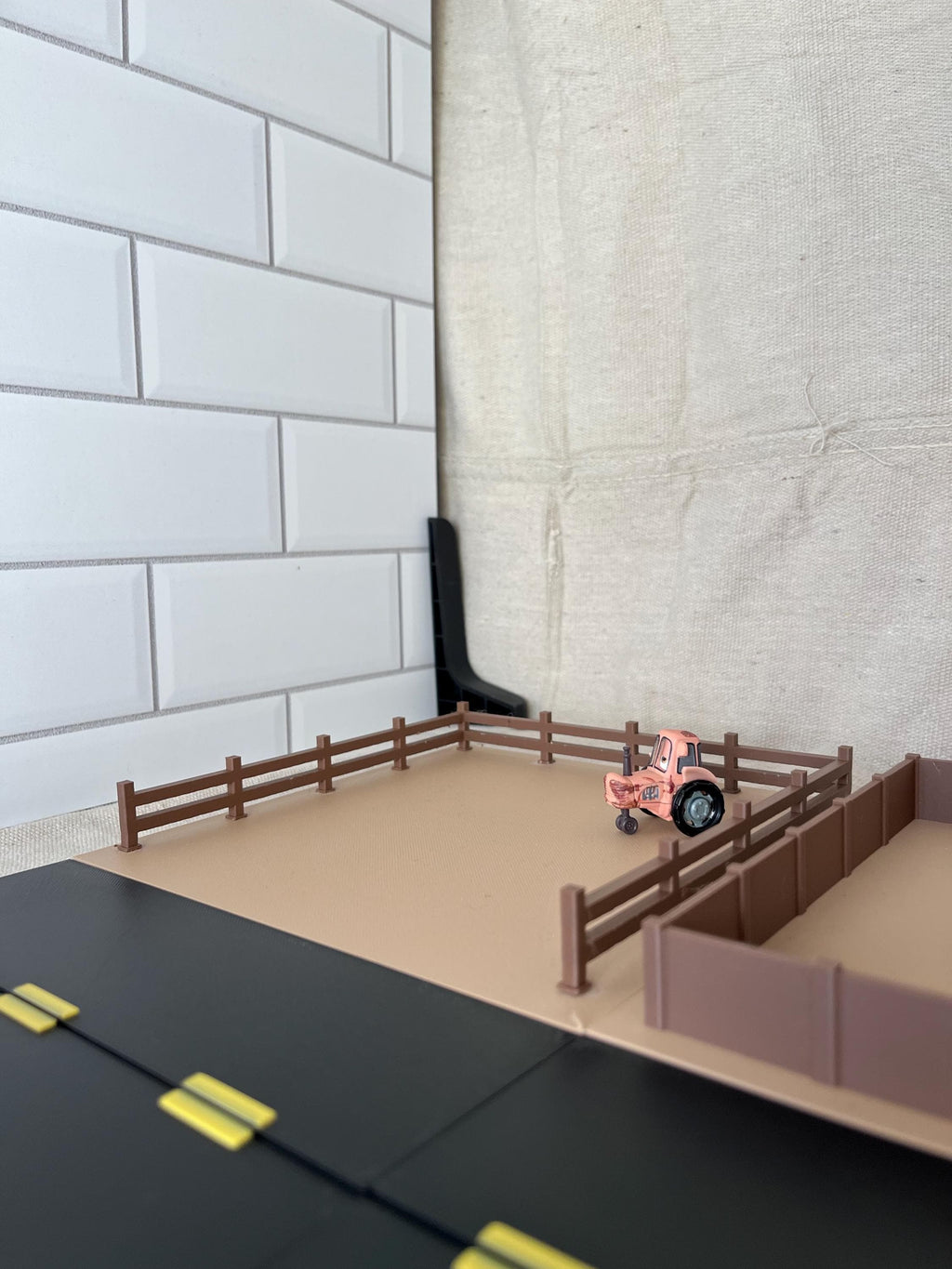 Route 66 Town, Model Town, Tractor Playset | Pasture and Fence | That’s Frank Cars Scene Set