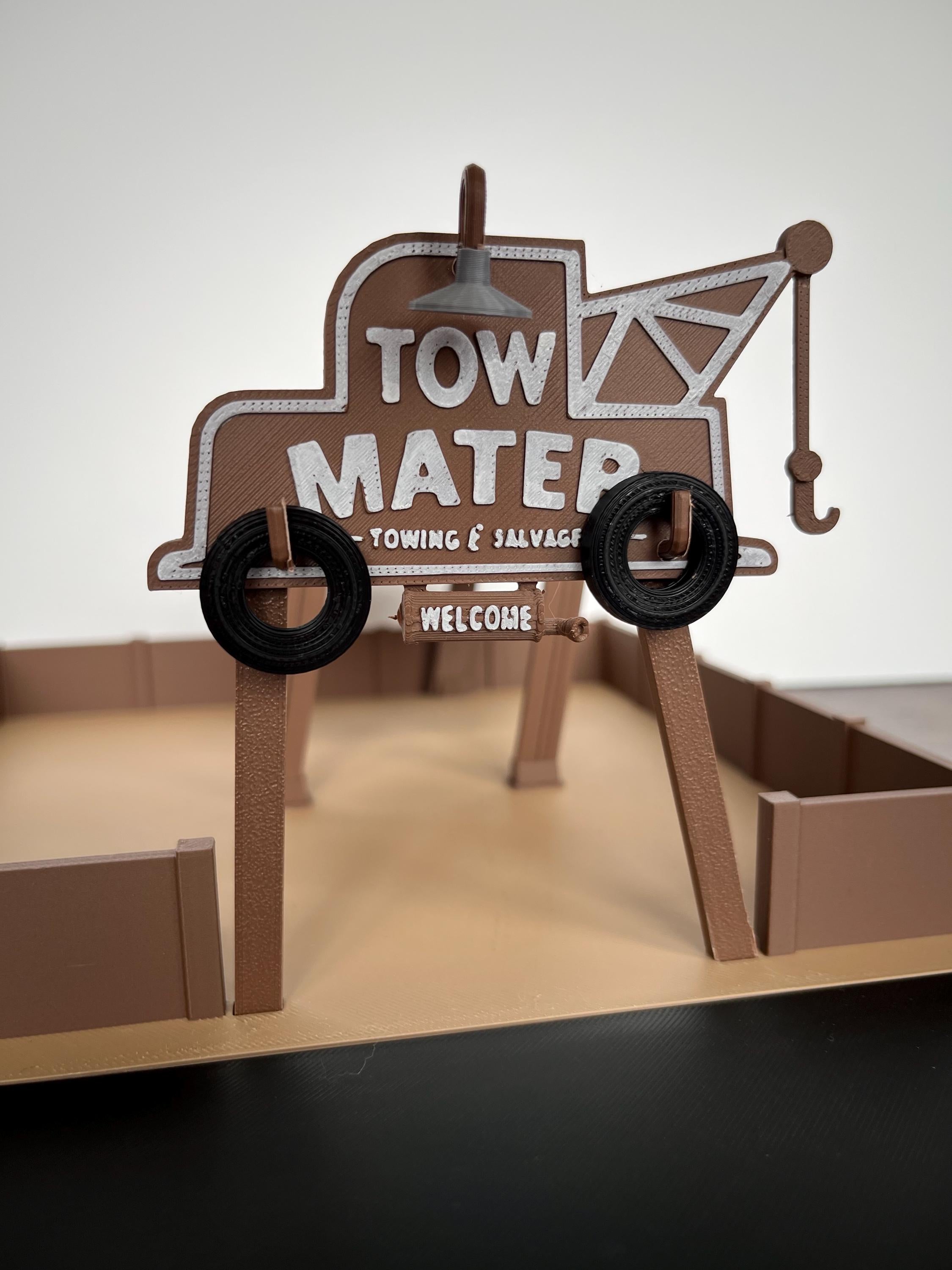 Route 66 Town, Model Town, Junkyard Shack Playset | Tow Mater