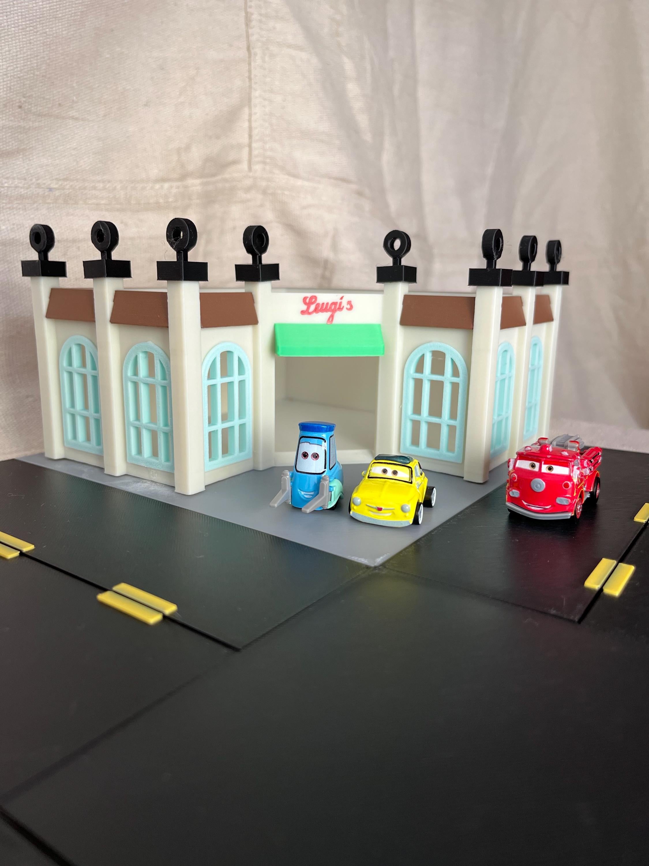 Route 66 Town, Model Town, Tire Shop Playset | Luigi's Casa Della Tires