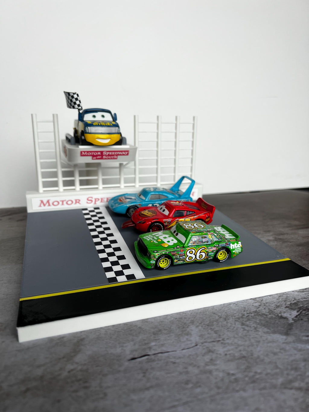 Cars Diorama Finish Line Scene | Cars Diorama | Gifts for Cars Collectors | Gifts for Kids | Piston Cup Racing