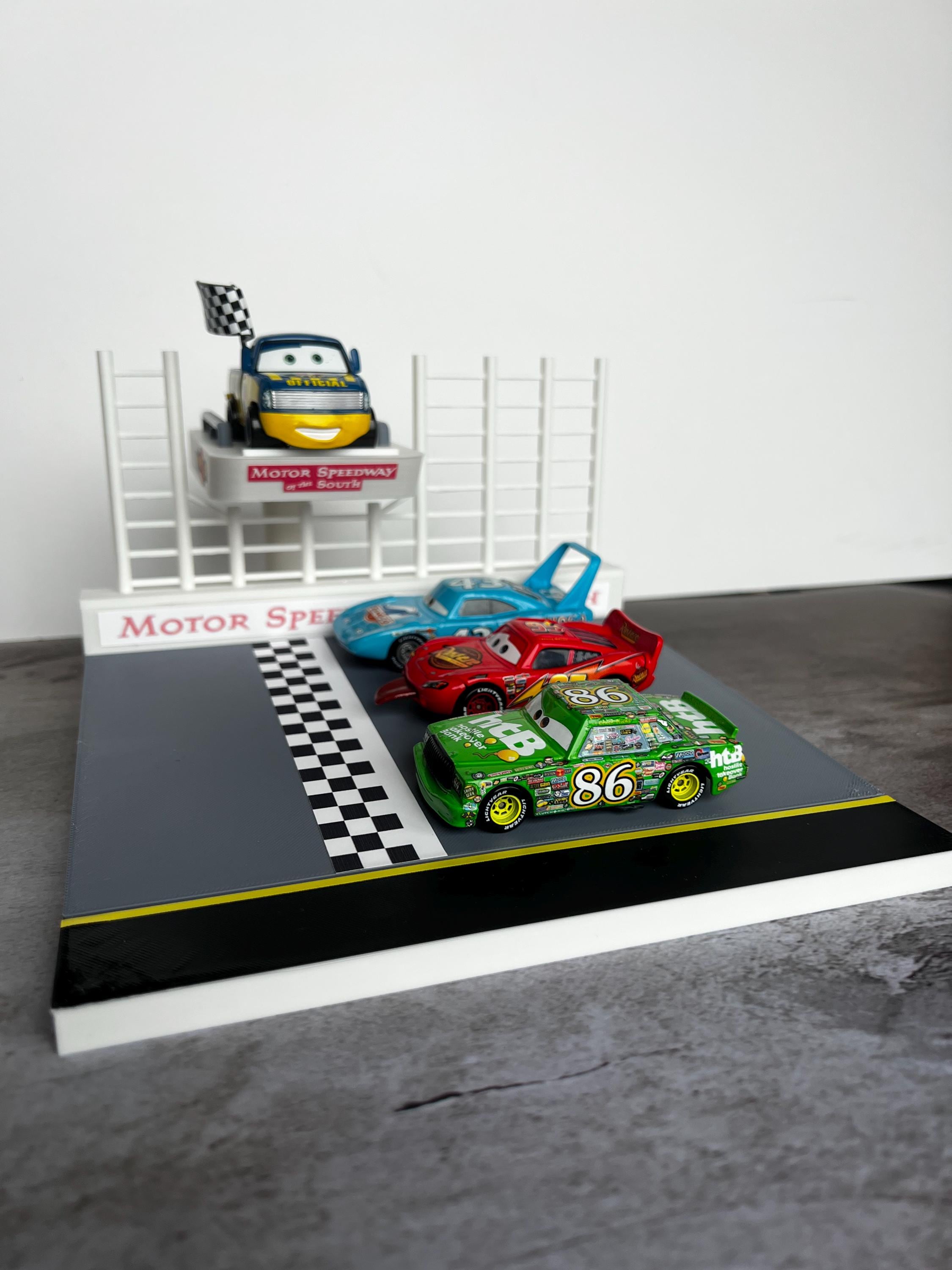 Cars Diorama Finish Line Scene | Cars Diorama | Gifts for Cars Collectors | Gifts for Kids | Piston Cup Racing