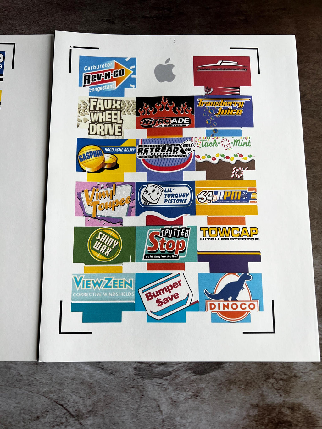 Cars Pit Box w/ Team | Diorama Accessory | Gifts for Him, Gifts for Kids | Cars Lovers, Cars Fans | Cars Collection