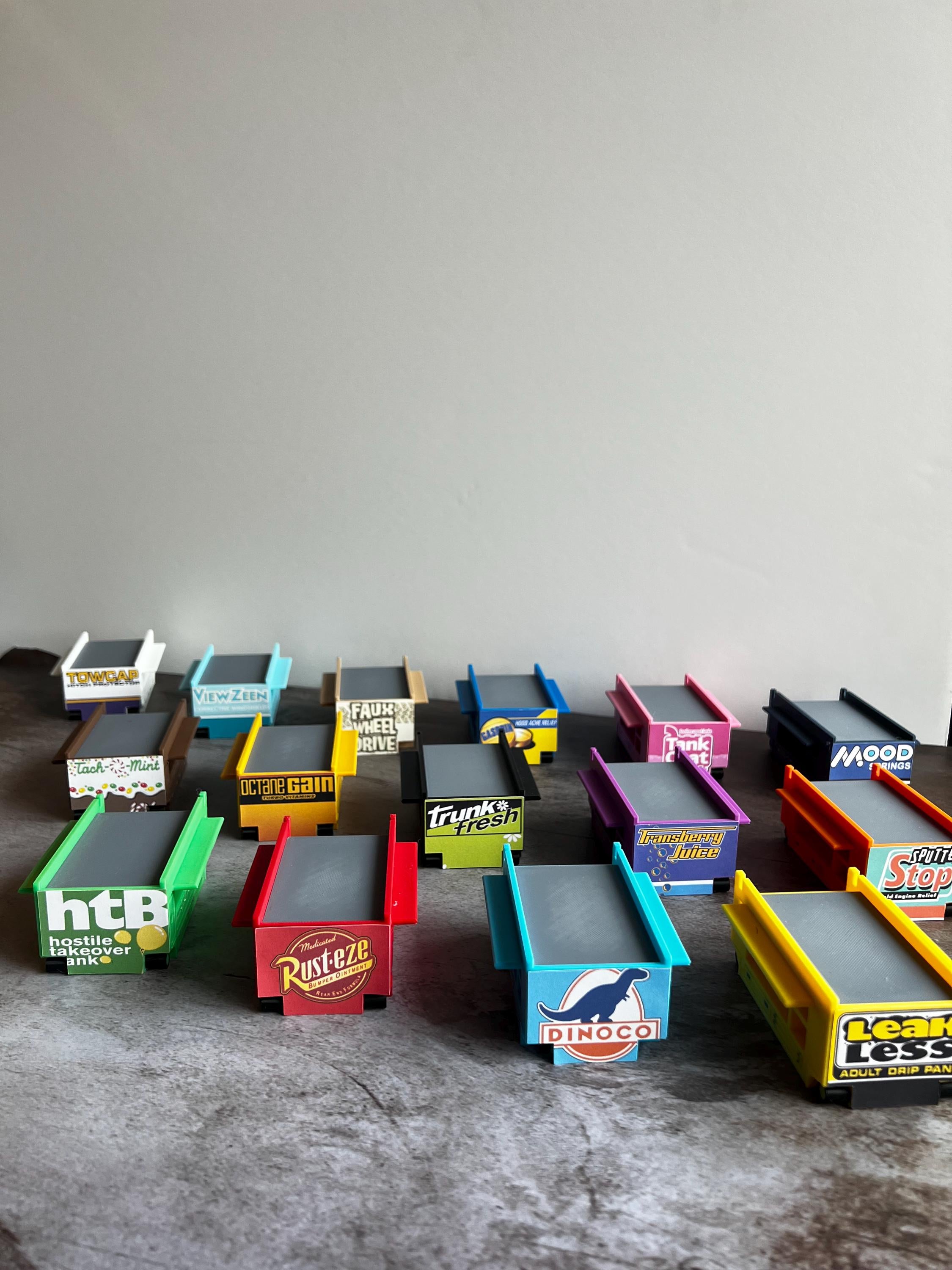 Cars Pit Box w/ Team | Diorama Accessory | Gifts for Him, Gifts for Kids | Cars Lovers, Cars Fans | Cars Collection